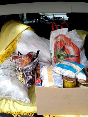 Молимося за українських воїнів, допомагаємо ЗСУ: черговий вантаж із продуктами для наших захисників відправили від Свято-Миколаївського собору м. Бердичева Молимося за українських воїнів, допомагаємо ЗСУ: черговий вантаж із продуктами для наших захисників відправили від Свято-Миколаївського собору м. Бердичева