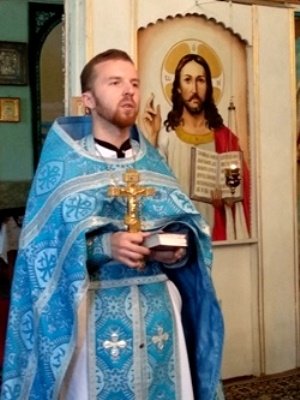 Вітаємо з Днем священницької хіротонії настоятеля Свято-Хрестовоздвиженського храму с. Старий Солотвин ієрея Михаїла Худякова!