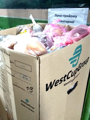 Від Свято-Миколаївського собору м. Бердичева передано вантаж із продуктами для військових ЗСУ, вимушених переселенців та потребуючих Від Свято-Миколаївського собору м. Бердичева передано вантаж із продуктами для військових ЗСУ, вимушених переселенців та потребуючих