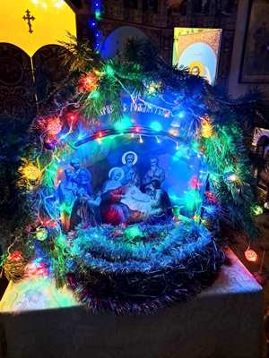 Різдвяні колядки у Свято-Петропавлівському храмі с. Рея: парафіяни передали кошти для підтримки ЗСУ Різдвяні колядки у Свято-Петропавлівському храмі с. Рея: парафіяни передали кошти для підтримки ЗСУ