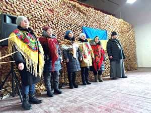 Військові відзначили Подякою парафії храмів сіл Осикове, Велика П’ятигірка і Гальчин за волонтерську ініціативу та підтримку Військові відзначили Подякою парафії храмів сіл Осикове, Велика П’ятигірка і Гальчин за волонтерську ініціативу та підтримку