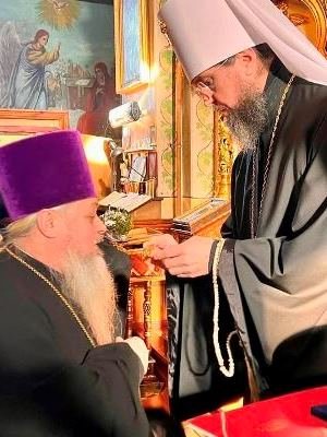 Високопреосвященніший Митрополит Никодим очолив збори духовенства Бердичівського і Ружинського благочинь Високопреосвященніший Митрополит Никодим очолив збори духовенства Бердичівського і Ружинського благочинь