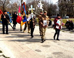 У селі Никонівка попрощалися з загиблим воїном Владіславом Зозулінським У селі Никонівка попрощалися з загиблим воїном Владіславом Зозулінським
