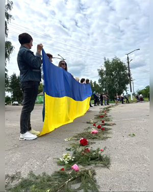 Життя захисника України обірвала війна: Бердичівщина провела в останню путь солдата Івана Шаповала Життя захисника України обірвала війна: Бердичівщина провела в останню путь солдата Івана Шаповала