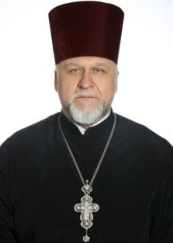 Вітаємо з Днем хіротонії настоятеля храму cвятого апостола і євангеліста Іоанна Богослова c. Обухівки протоієрея Сергія Головащенка!