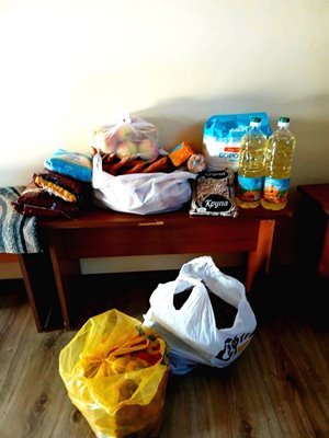 Підтримка шпиталю продуктами: парафіяни Свято-Петропавлівського храму с. Реї зібрали допомогу для поранених воїнів Підтримка шпиталю продуктами: парафіяни Свято-Петропавлівського храму с. Реї зібрали допомогу для поранених воїнів