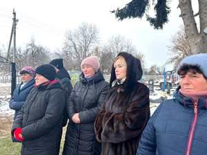 Скорботний день 23 листопада: в пам’ять про жертв Голодомору у селі Кукільні звершено заупокійну літію… Скорботний день 23 листопада: в пам’ять про жертв Голодомору у селі Кукільні звершено заупокійну літію…