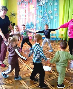 У день Святого Миколая священник привітав дошкільнят с. Реї У день Святого Миколая священник привітав дошкільнят с. Реї