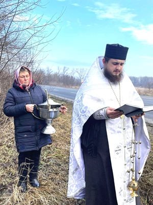 Освячено Поклінний хрест на в’їзді до села Реї Освячено Поклінний хрест на в’їзді до села Реї