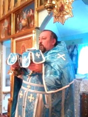 Вітаємо з днем народження настоятеля Свято-Покровського храму села Никонівки протоієрея Іоанна Попадича!