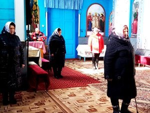 У третю річницю війни у храмах сіл Никонівка та Половецьке на Бердичівщині молилися за мир в Україні та за загиблих воїнів У третю річницю війни у храмах сіл Никонівка та Половецьке на Бердичівщині молилися за мир в Україні та за загиблих воїнів