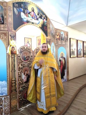 ³  3-     -  .    !