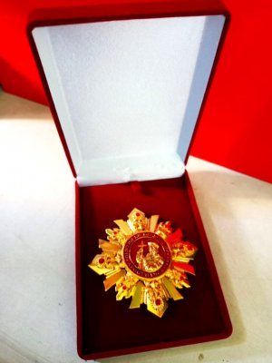 ³        г       -  .    ǳ !