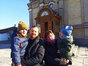 Сім'я клірика Житомирської єпархії УПЦ, священника Бердичівського благочиння, просить допомогти у лікуванні маленького сина Сім'я клірика Житомирської єпархії УПЦ, священника Бердичівського благочиння, просить допомогти у лікуванні маленького сина