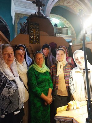  :   ,  ,        -  . 