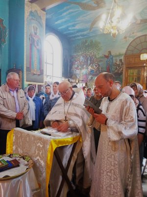  :   ,  ,        -  . 