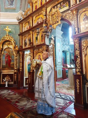  :   ,  ,        -  . 