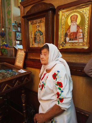  :   ,  ,        -  . 